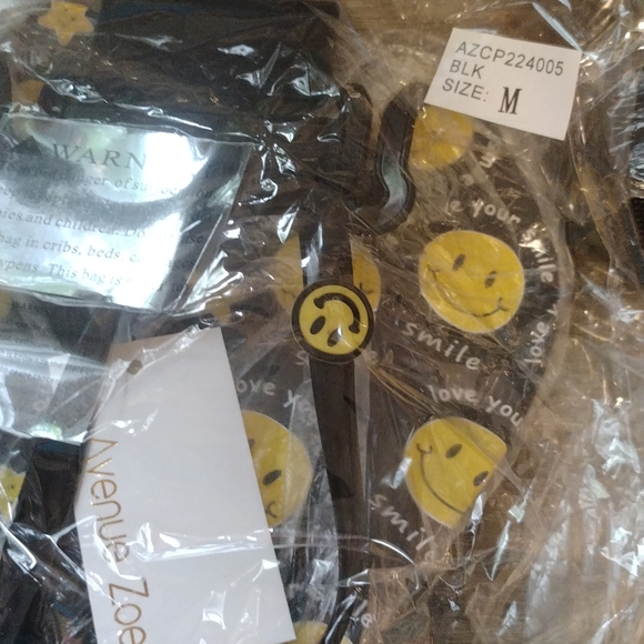 Smile Print Flip Flop - Picture 4 of 4